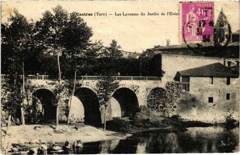 Carte postale ancienne Castres Les Laveuses du Jardin de l'Eveche France à Castres