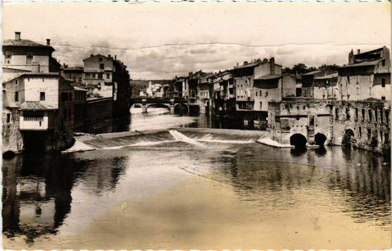 Carte postale ancienne Castres Vieilles Maisons s l'Agout France à Castres