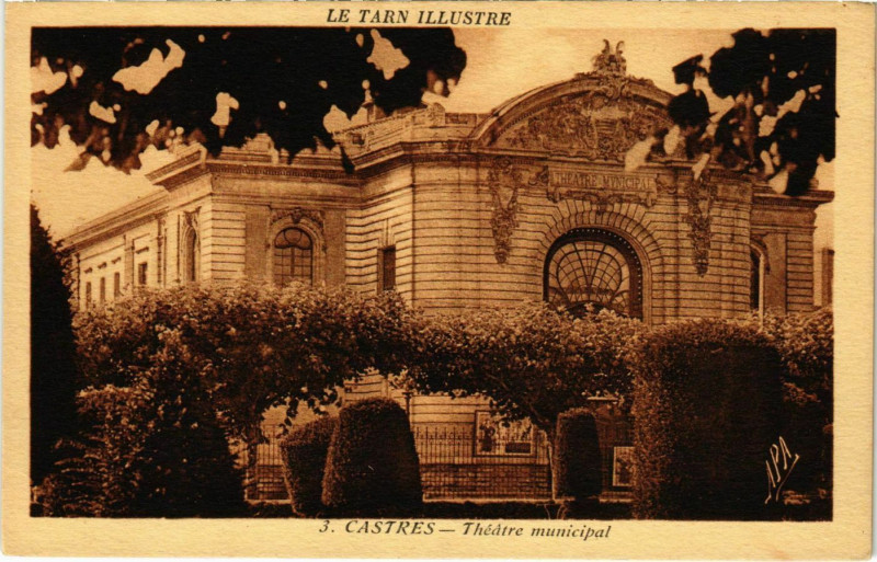 Carte postale ancienne Castres Theatre Municipal France à Castres