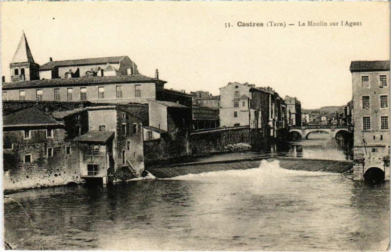 Carte postale ancienne Castres Le Moulin s l'Agout France à Castres
