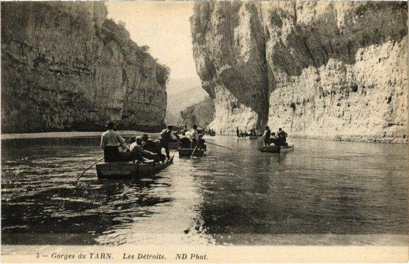 Carte postale ancienne Gorges du Tarn - Les Detroits