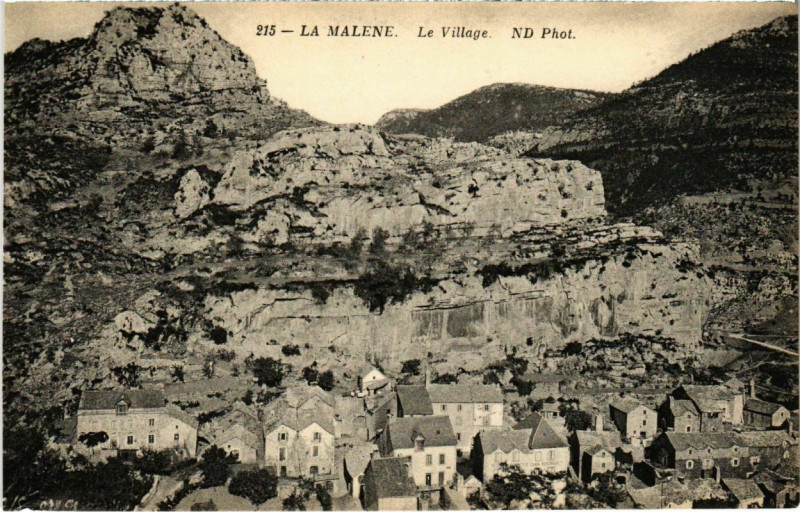 Carte postale ancienne La Malene - Le Village