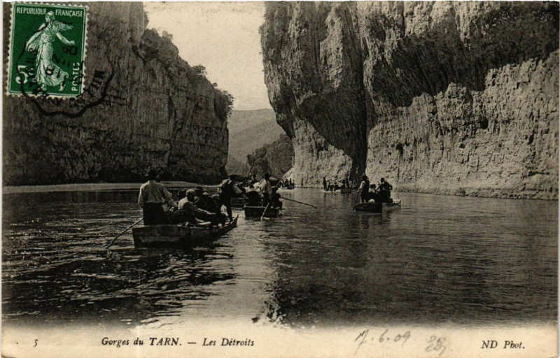 Carte postale ancienne Gorges du Tarn - Les Detroits