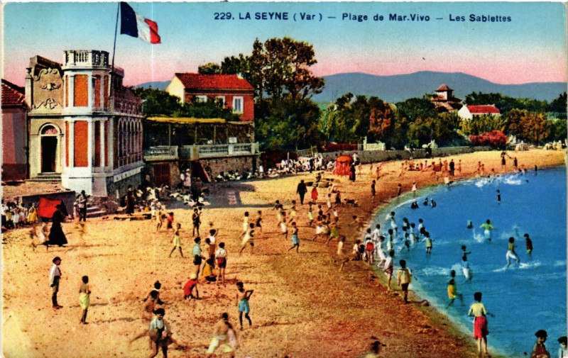 Carte postale ancienne La Seyne - Plage de Mar Vivo