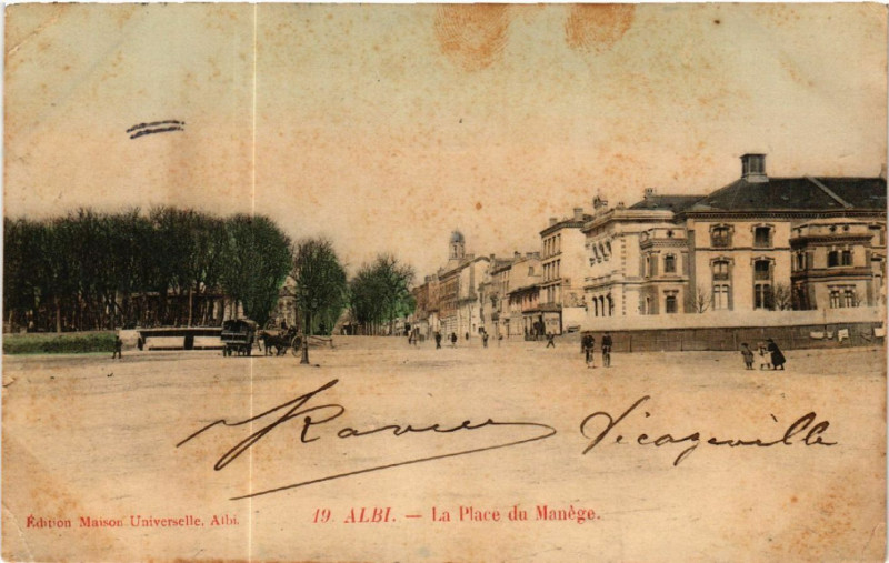 Carte postale ancienne Albi - La Place du Manege à Albi