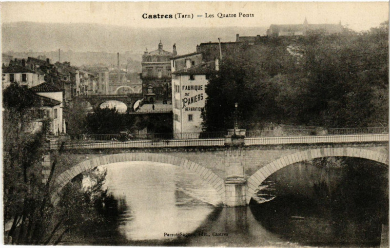 Carte postale ancienne Castres - Les Quatre Ponts à Castres