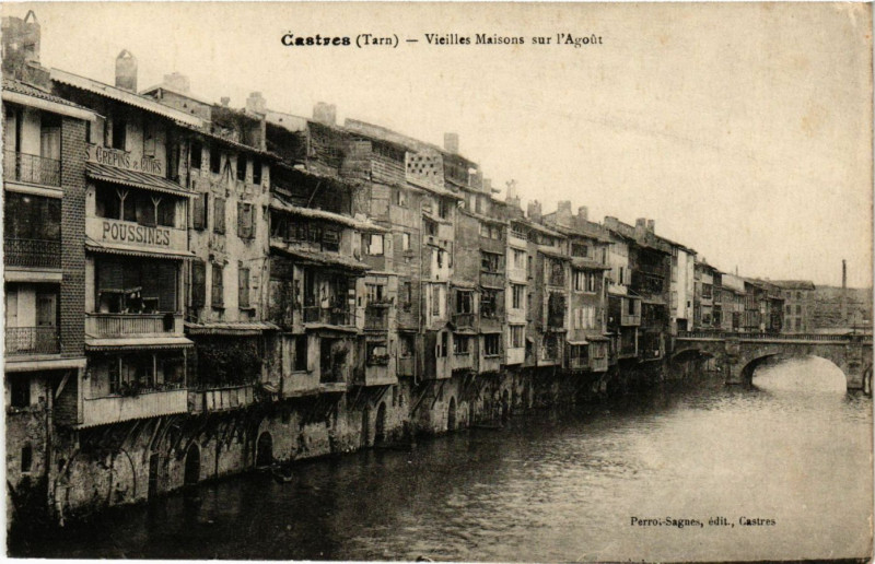 Carte postale ancienne Castres - Vieilles Maisons sur l'Agout à Castres