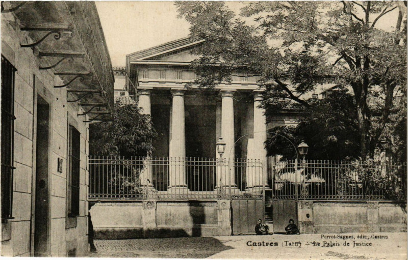 Carte postale ancienne Castres - Le Palais de Justice à Castres