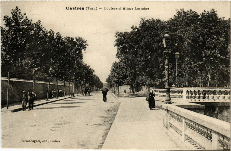 Carte postale ancienne Castres - Boulevard Alsace Lorraine à Castres