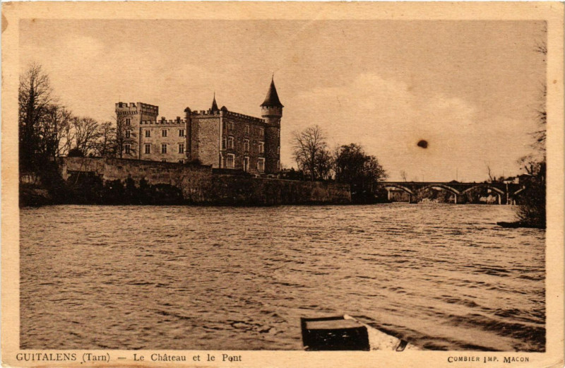 Carte postale ancienne Guitalens - Le Chateau et le Pont