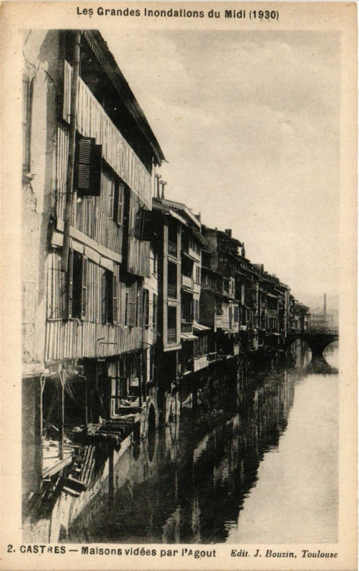 Carte postale ancienne Castres - Maisons vidées par l'Agout à Castres