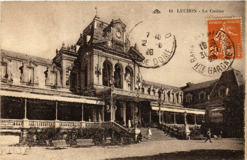 Carte postale ancienne Luchon Le Casino