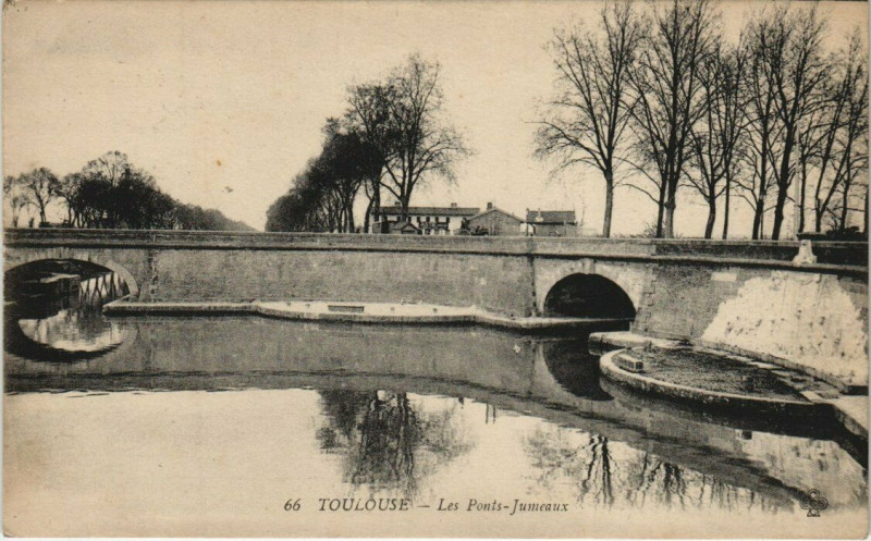 Carte postale ancienne Toulouse - Les Ponts-Jumeaux à Toulouse