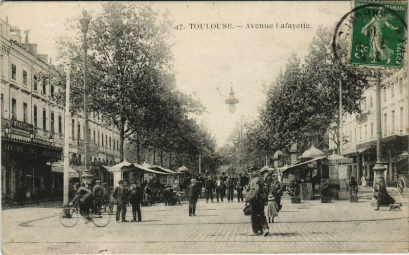 Carte postale ancienne Toulouse - Avenue Lafayette à Toulouse