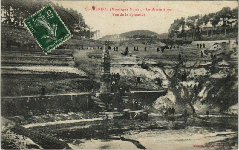 Carte postale ancienne Saint-Ferreol - Le Bassin a sec