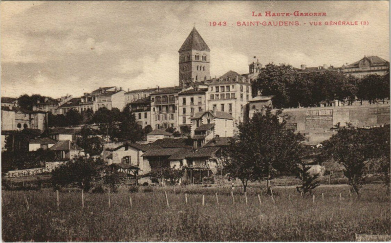 Carte postale ancienne Saint-Gaudens - Vue générale à Saint-Gaudens