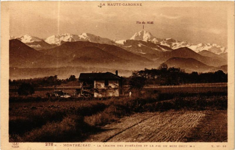 Carte postale ancienne La Haute Garonne - Montrejeau - La Chaine des Pyrénées et la Pic à Montréjeau