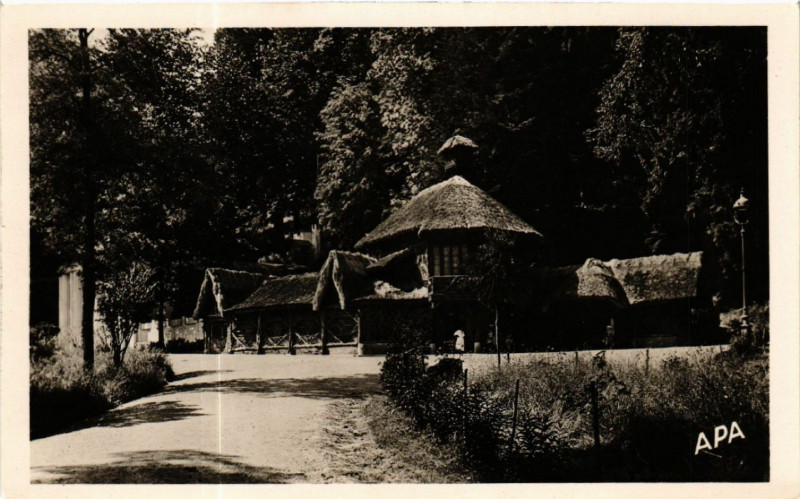 Carte postale ancienne Les Pyrénées Illustrées - Luchon - La Buvette du Parc