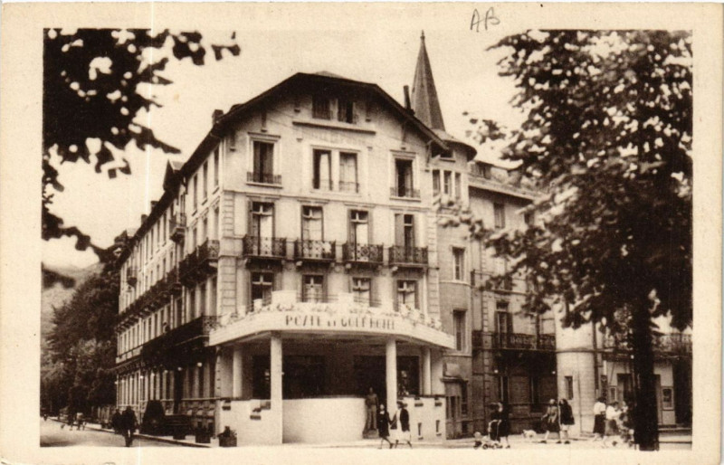 Carte postale ancienne Luchon - Hotel de la Poste