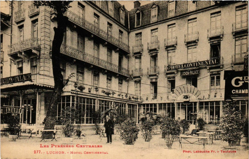Carte postale ancienne Luchon - Hotel Conidental