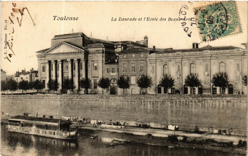Carte postale ancienne Toulouse - La Daurade et l'Ecole des Beaux-Arts à Toulouse