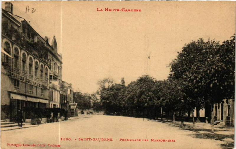 Carte postale ancienne La Haute-Garonne - Saint-Gaudens - Promenade des Marronniers à Saint-Gaudens