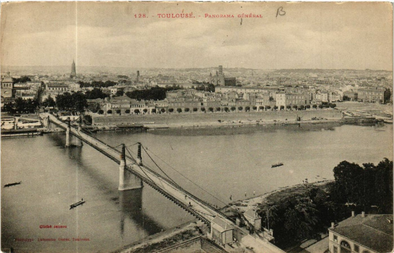 Carte postale ancienne Toulouse - Panorama général à Toulouse