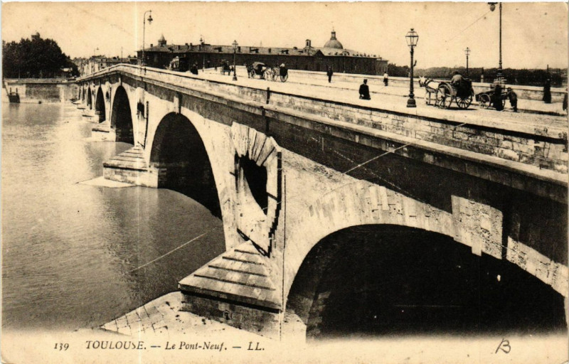 Carte postale ancienne Toulouse - Le Pont-Neuf à Toulouse