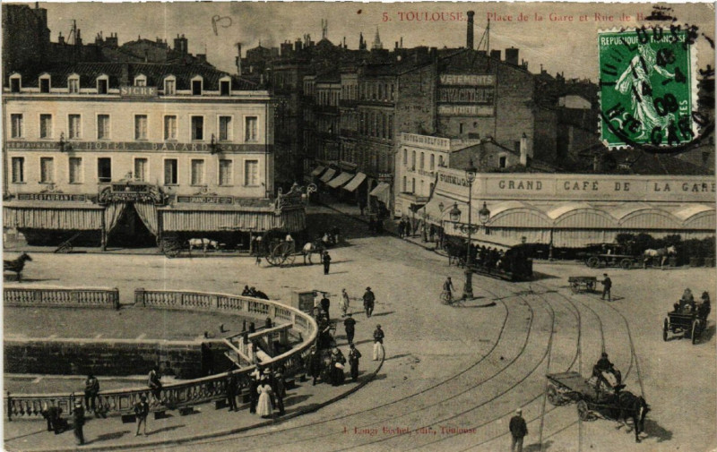 Carte postale ancienne Toulouse - Place de la Gare et Rue de Bayard à Toulouse