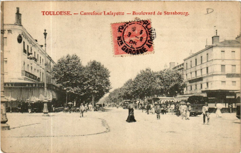 Carte postale ancienne Toulouse - Carrefour Lafayette - Boulevard de Strasbourg à Toulouse