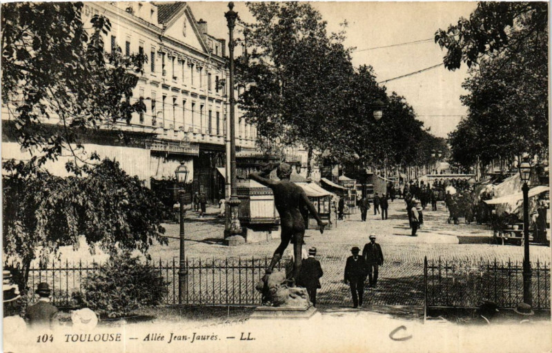 Carte postale ancienne Toulouse - Allée Jean-Jaurés à Toulouse