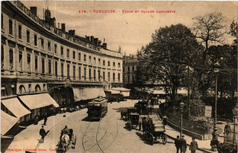 Carte postale ancienne Toulouse - Place et Square Lafayette à Toulouse
