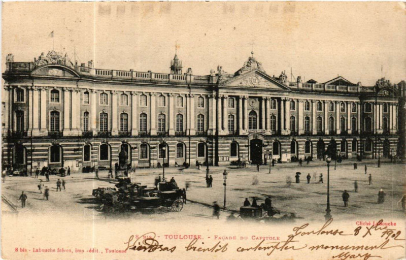 Carte postale ancienne Toulouse - Facade du Capitole à Toulouse