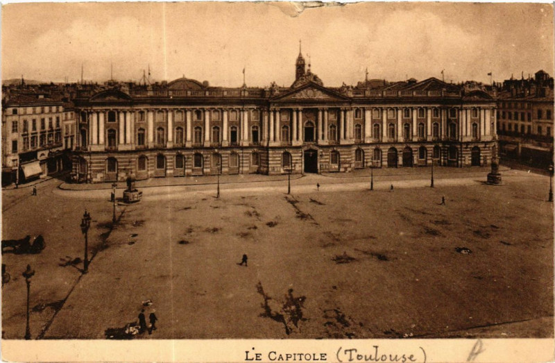 Carte postale ancienne Le Capitole (Toulouse) à Toulouse