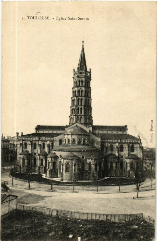 Carte postale ancienne Toulouse - Eglise Saint-Sernin à Toulouse