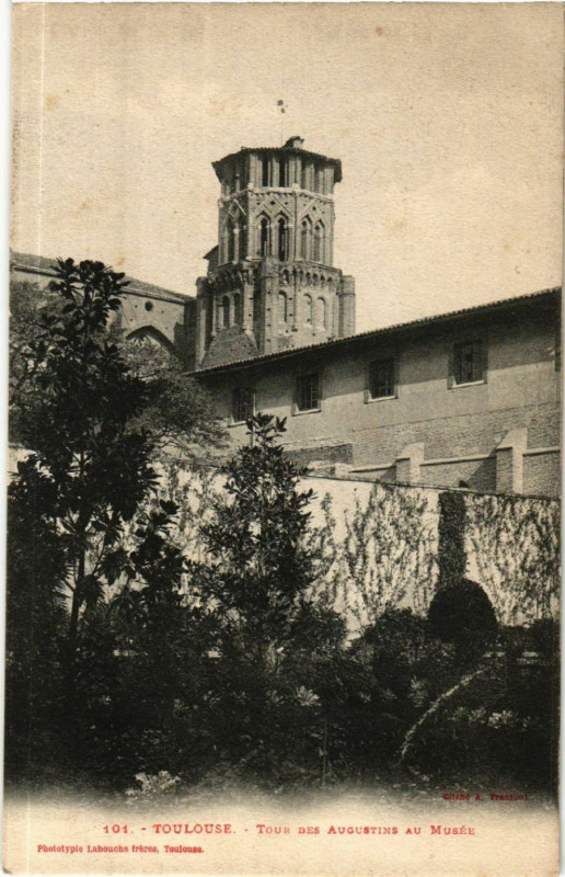 Carte postale ancienne Toulouse - Tour des Augustins au Musée à Toulouse