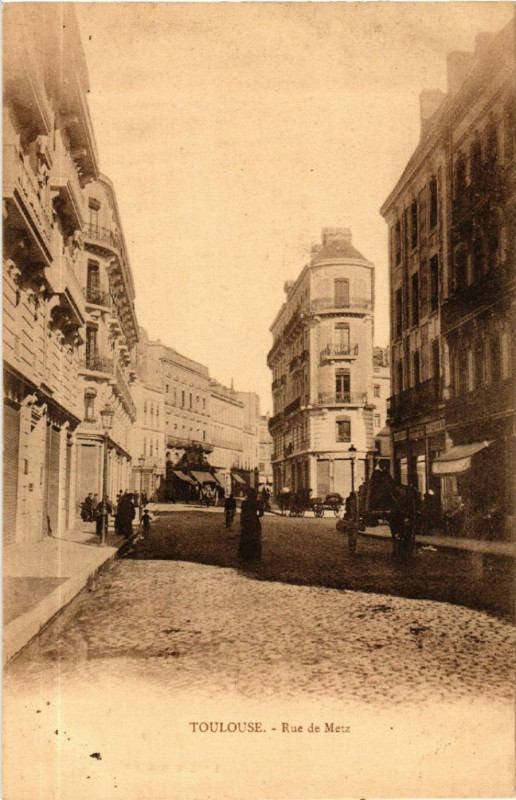 Carte postale ancienne Toulouse - Rue de Metz à Toulouse