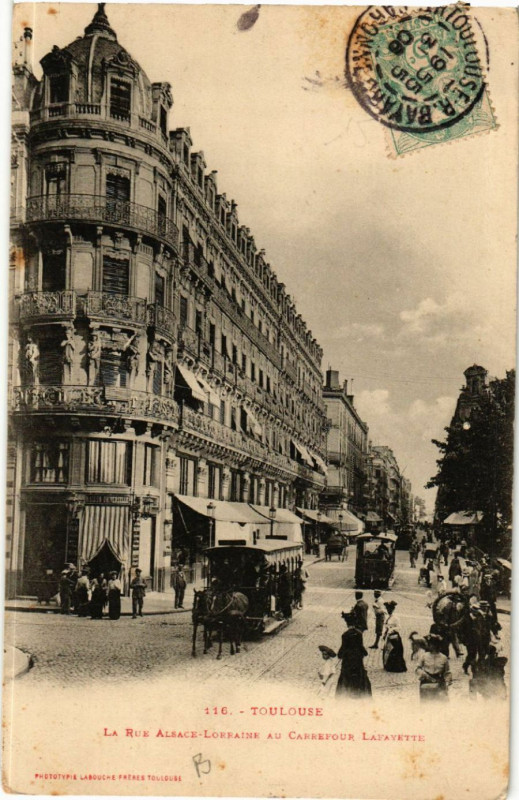 Carte postale ancienne Toulouse - La Rue Alsace-Lorraine au Carrefour Lafayette à Toulouse