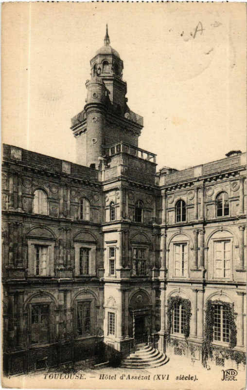 Carte postale ancienne Toulouse - Hotel d'Assézat (Xvi siécle) à Toulouse