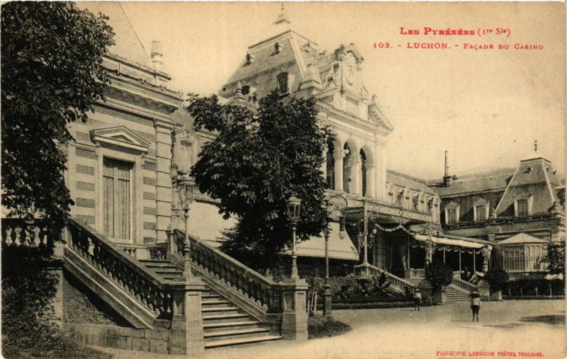Carte postale ancienne Luchon-Facade du Casino