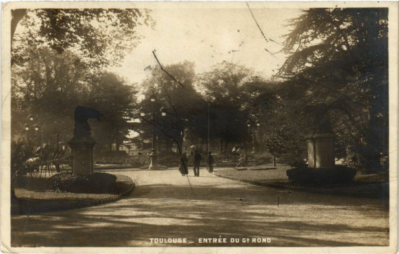 Carte postale ancienne Toulouse - Entrée du GeRond à Toulouse