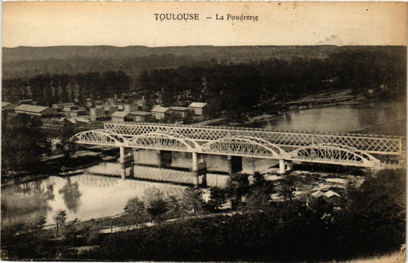 Carte postale ancienne Toulouse - La Poudrerie à Toulouse
