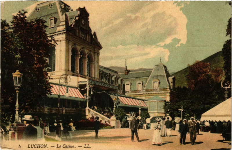 Carte postale ancienne Luchon - Le Casino