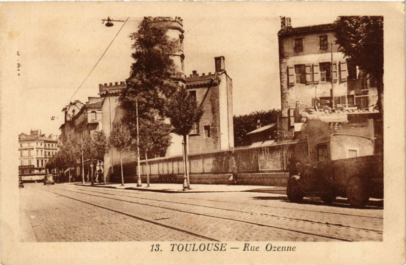 Carte postale ancienne Toulouse - Rue Ozenne à Toulouse