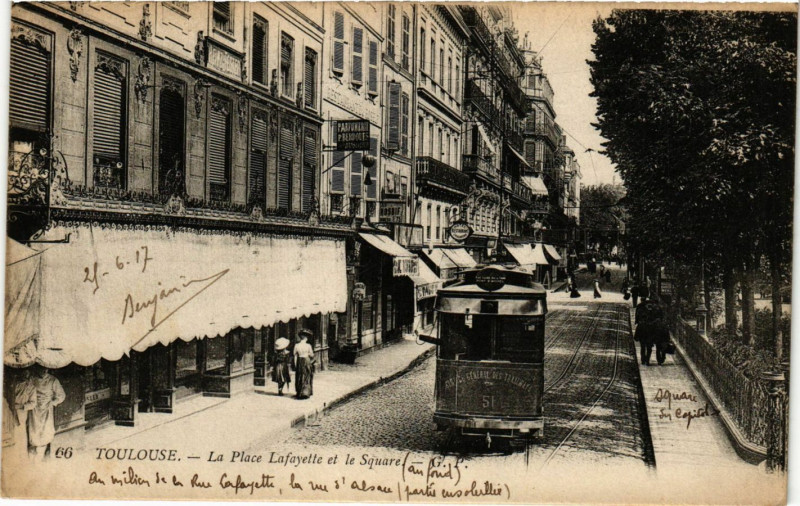 Carte postale ancienne Toulouse - La Place Lafayette et le Square à Toulouse