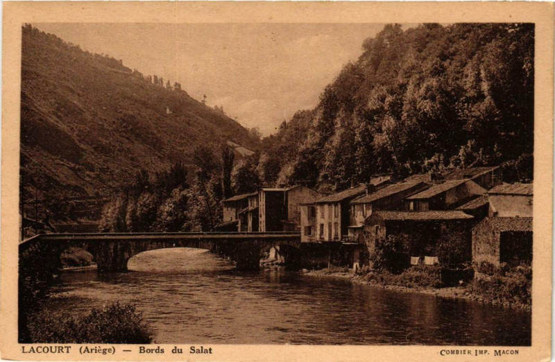 Carte postale ancienne Lacourt Bords du Salat à Lacourt