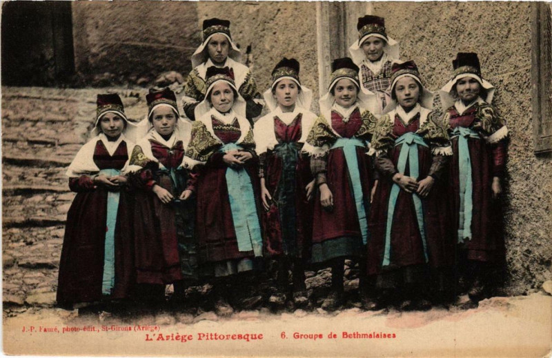 Carte postale ancienne L'Ariege Pittoresque, Groupe de Bethmalaises