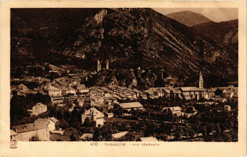 Carte postale ancienne Tarascon Vue Générale