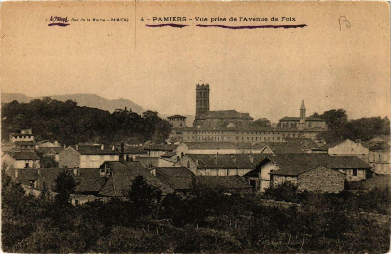 Carte postale ancienne Pamiers Vue prise de l'Avenue de Foix à Pamiers