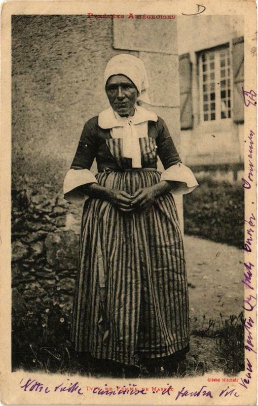 Carte postale ancienne Type de Femme de Massat à Massat